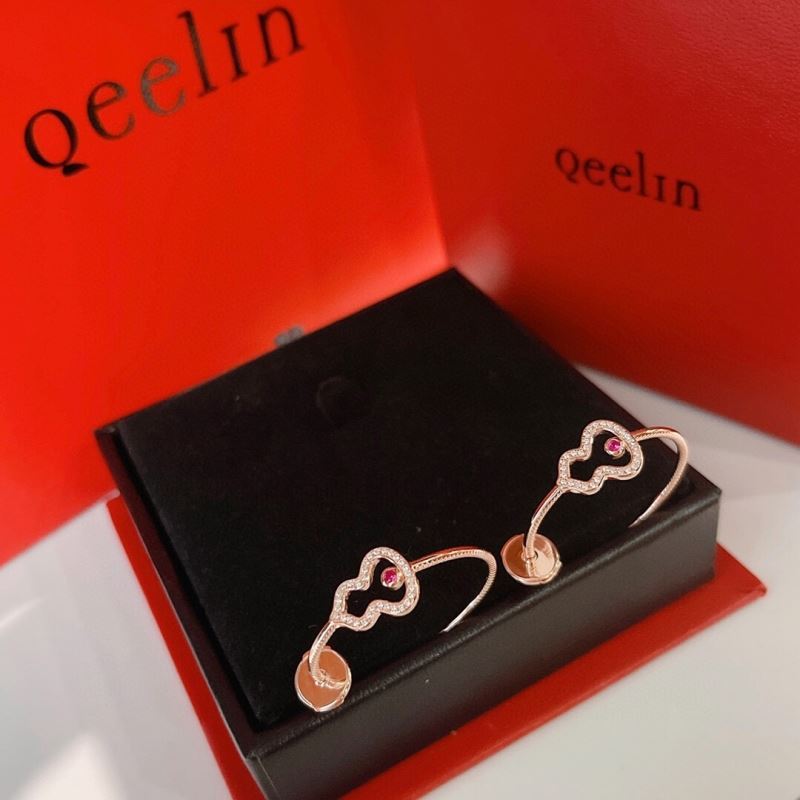 Qeelin Earrings